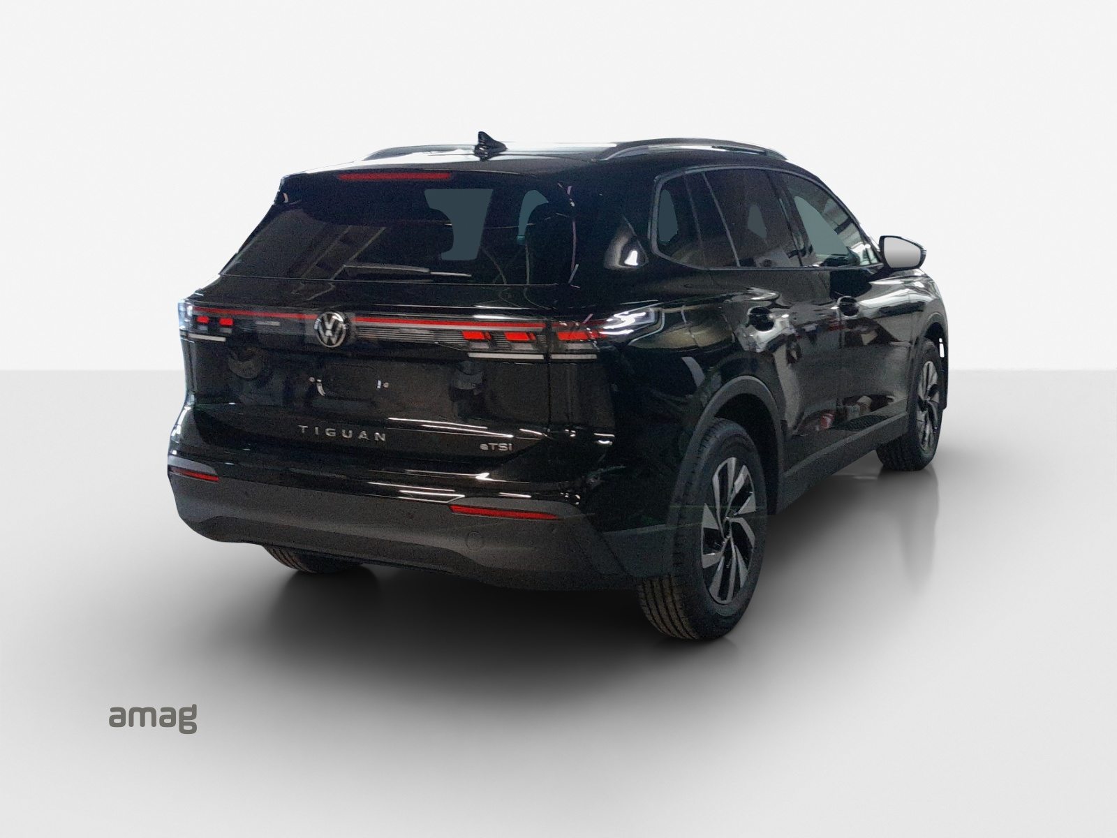 VW Tiguan UNITED, Essence, Occasion / Utilisé, Automatique - 5