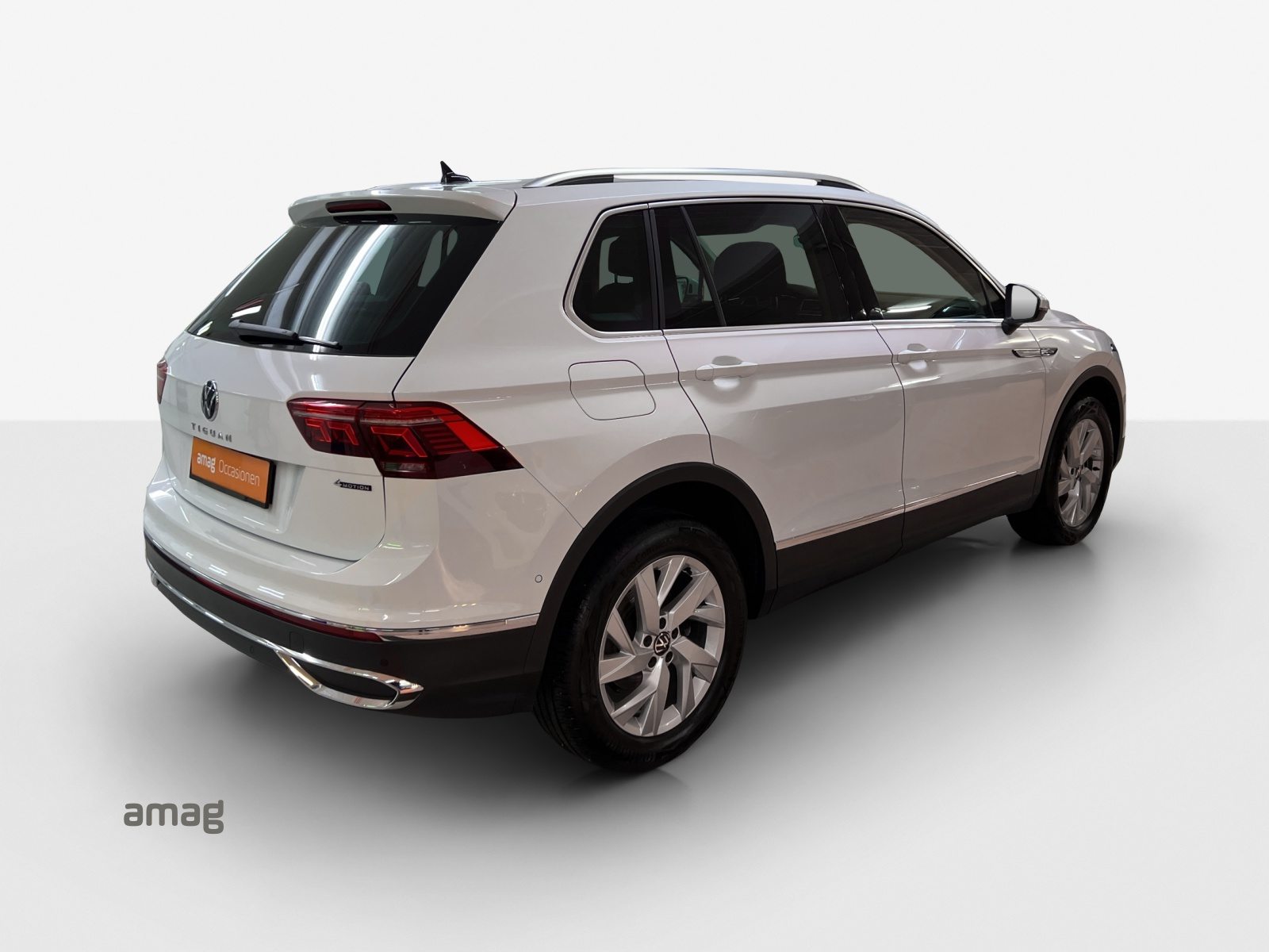 VW Tiguan Elegance, Diesel, Second hand / Used, Automatic - 5