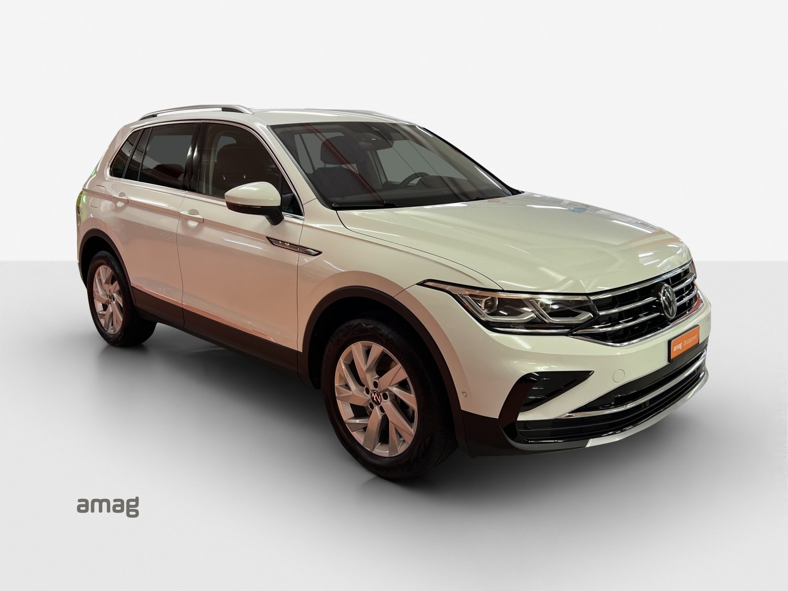 VW Tiguan Elegance, Diesel, Second hand / Used, Automatic - 6