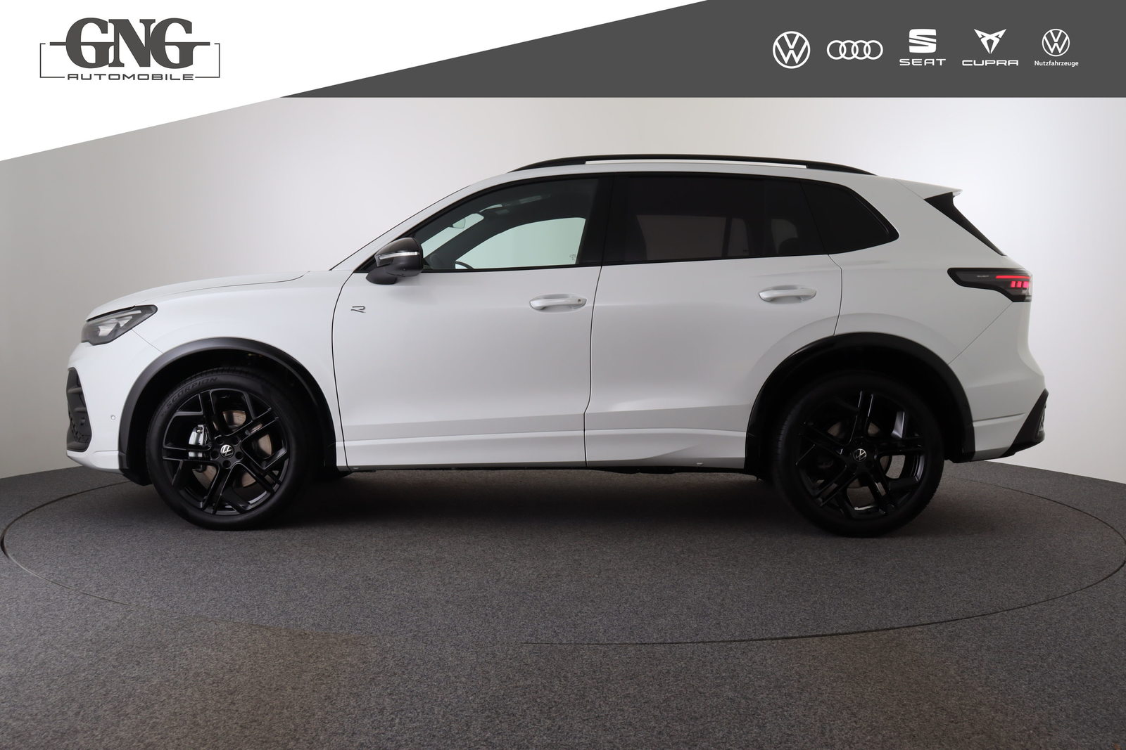 VW Tiguan R-Line UNITED, Diesel, Occasion / Utilisé, Automatique - 3
