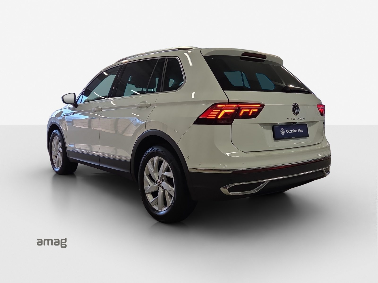 VW Tiguan Elegance, Diesel, Second hand / Used, Automatic - 3