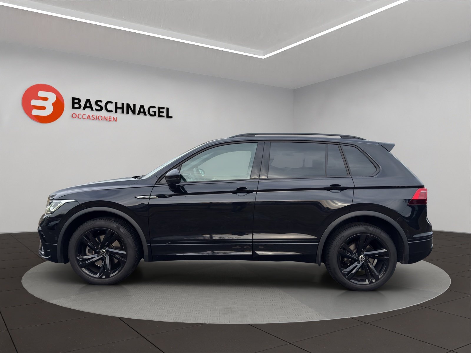 VW Tiguan 2.0TSI R-Line 4Motion DSG, Essence, Occasion / Utilisé, Automatique - 2