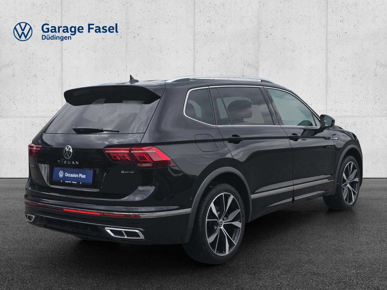 VW Tiguan Allspace PA R-Line, Petrol, Second hand / Used, Automatic - 5
