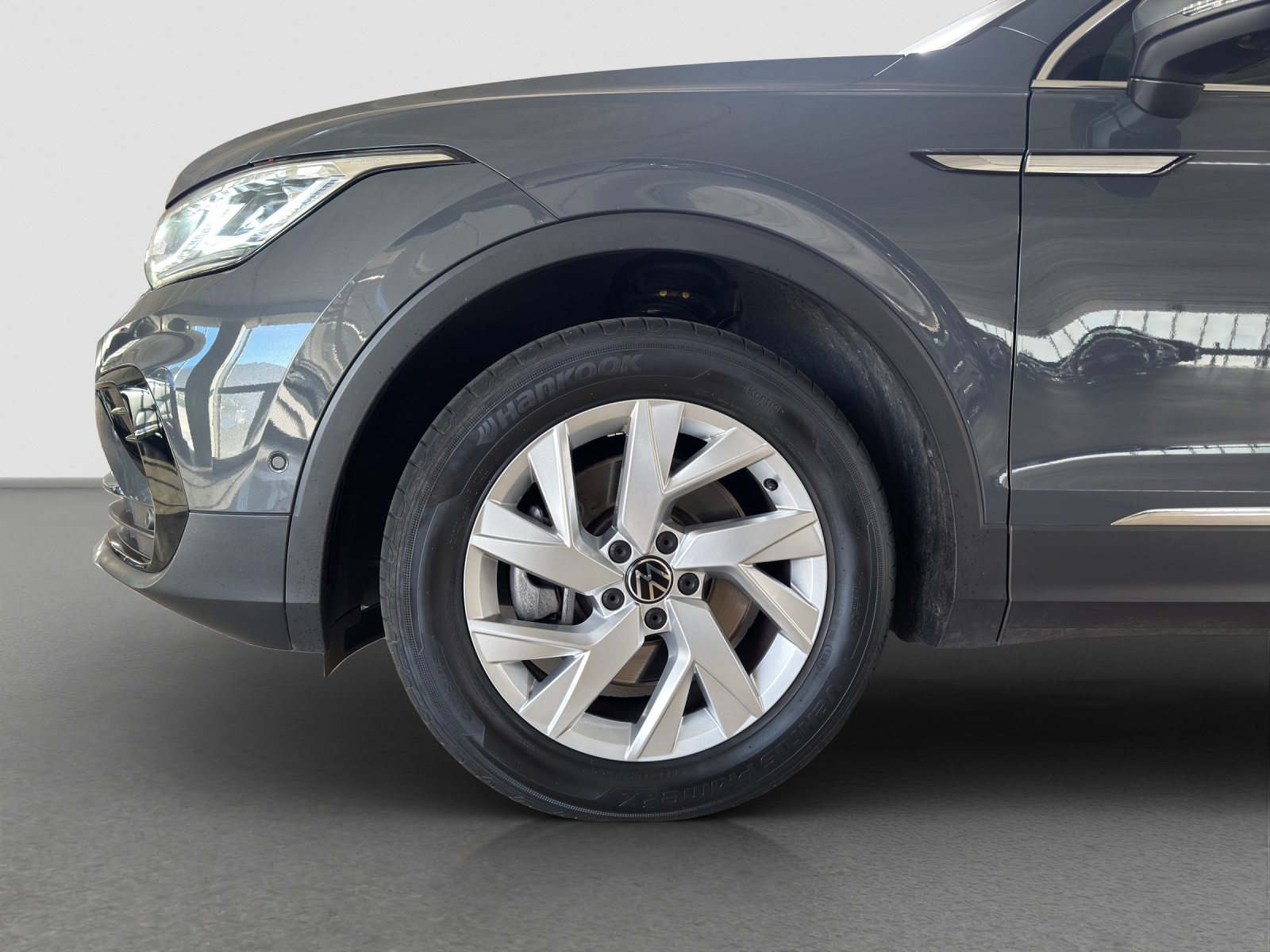 VW Tiguan Elegance, Essence, Occasion / Utilisé, Automatique - 5