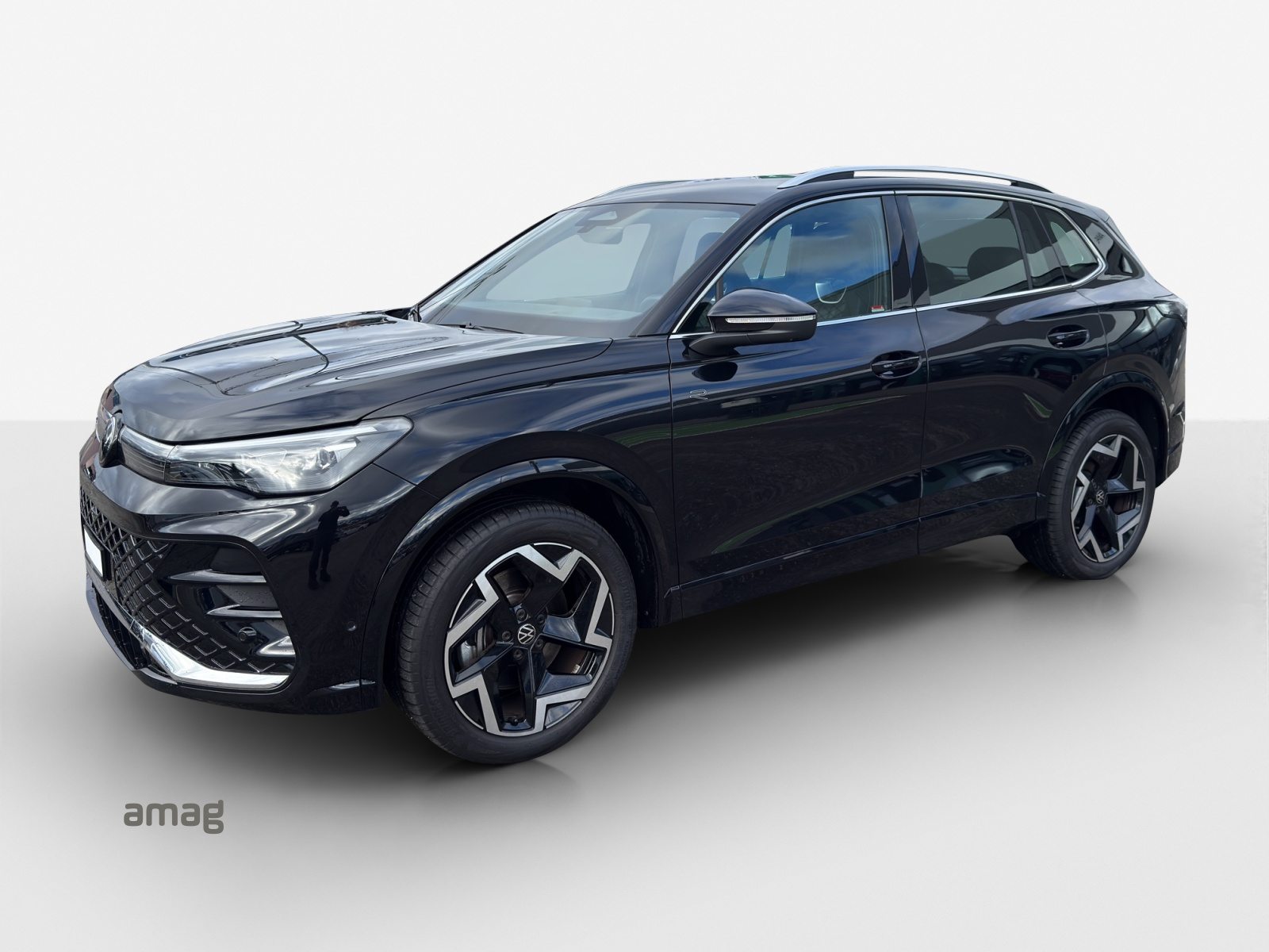 VW Tiguan R-Line