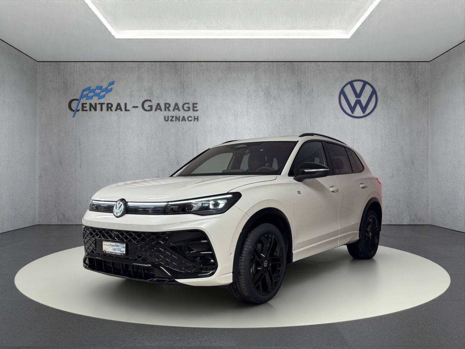 VW Tiguan R-Line UNITED, Diesel, Occasion / Utilisé, Automatique