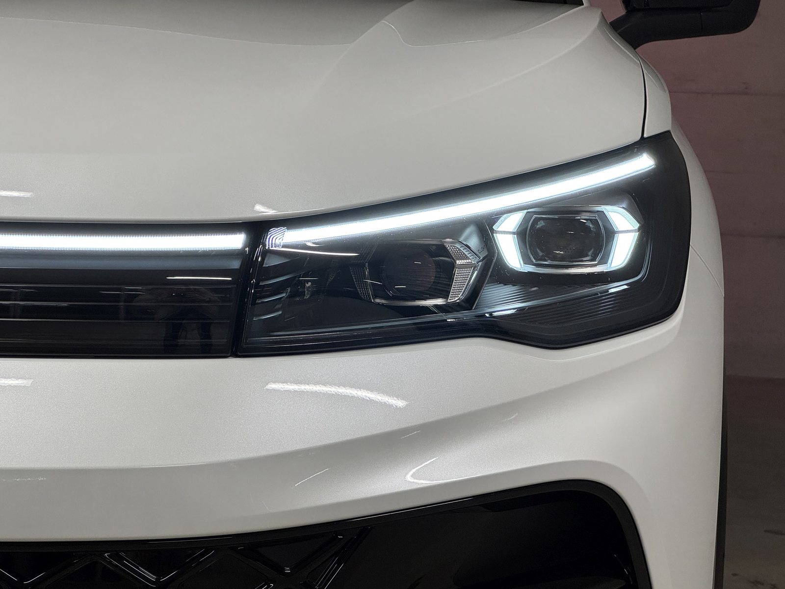 VW Tiguan R-Line UNITED, Diesel, Occasion / Utilisé, Automatique - 7