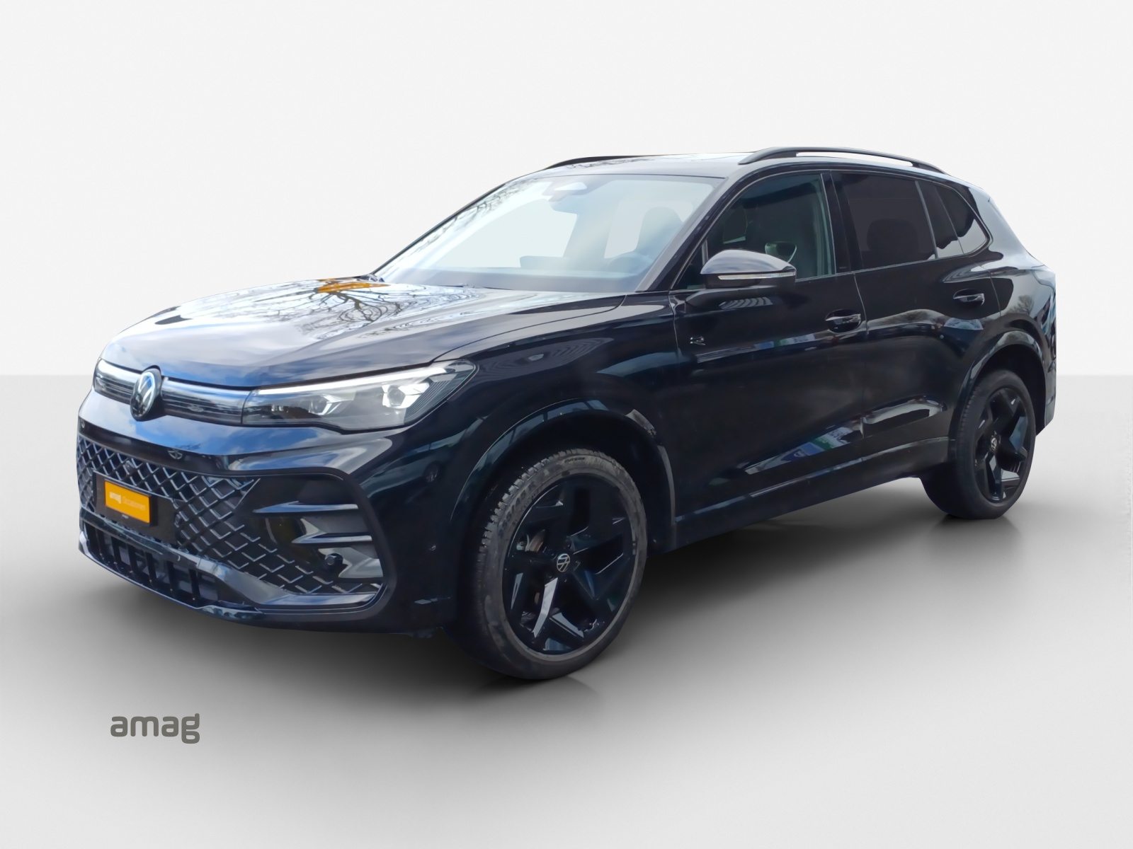 VW Tiguan R-Line