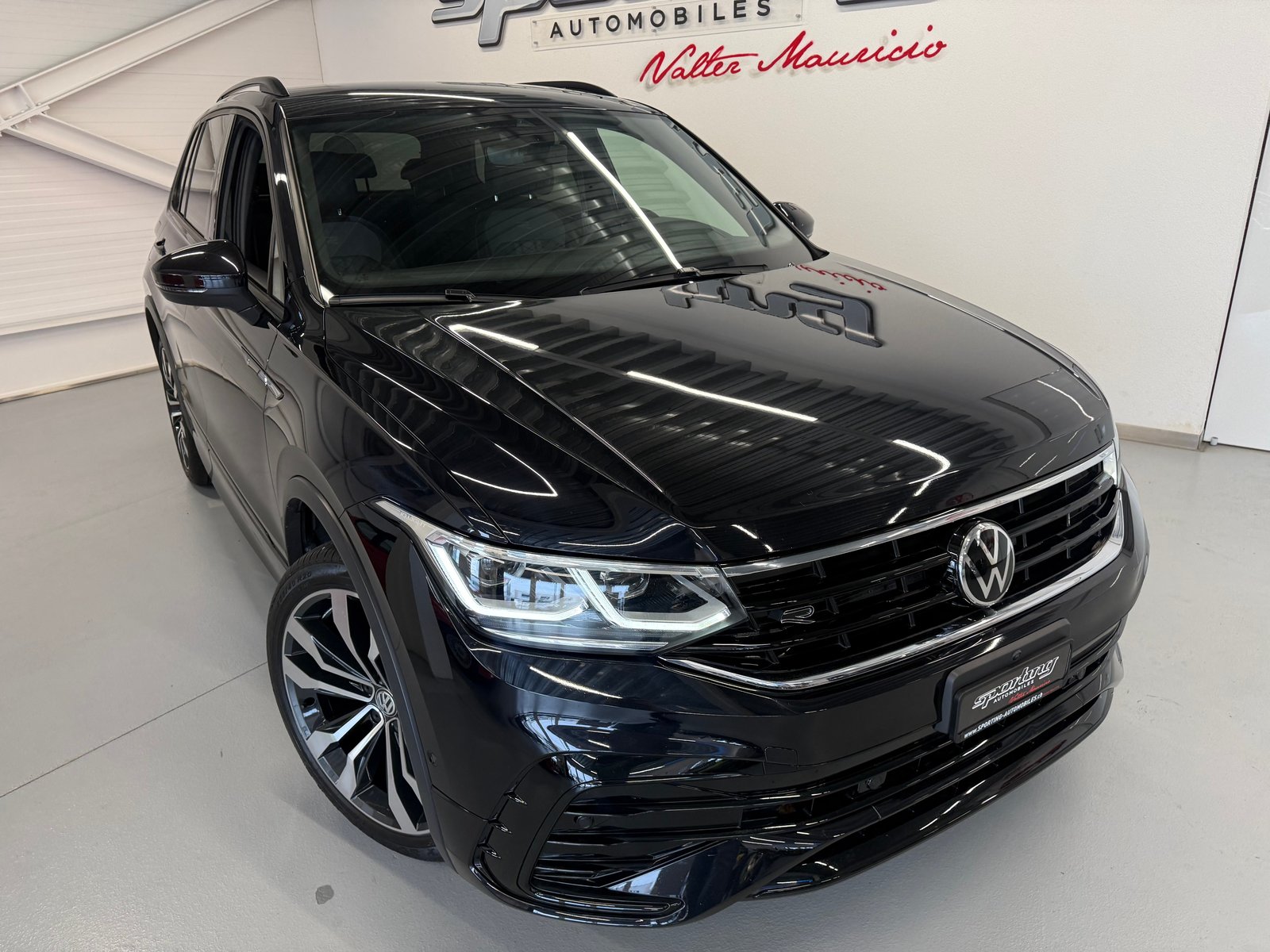 VW Tiguan 2.0 TDI SCR R-Line 4Motion DSG, Diesel, Occasion / Utilisé, Automatique - 3