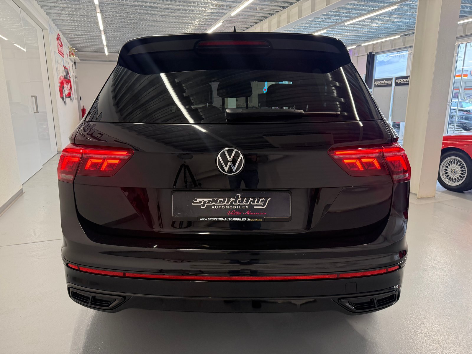 VW Tiguan 2.0 TDI SCR R-Line 4Motion DSG, Diesel, Occasion / Utilisé, Automatique - 7