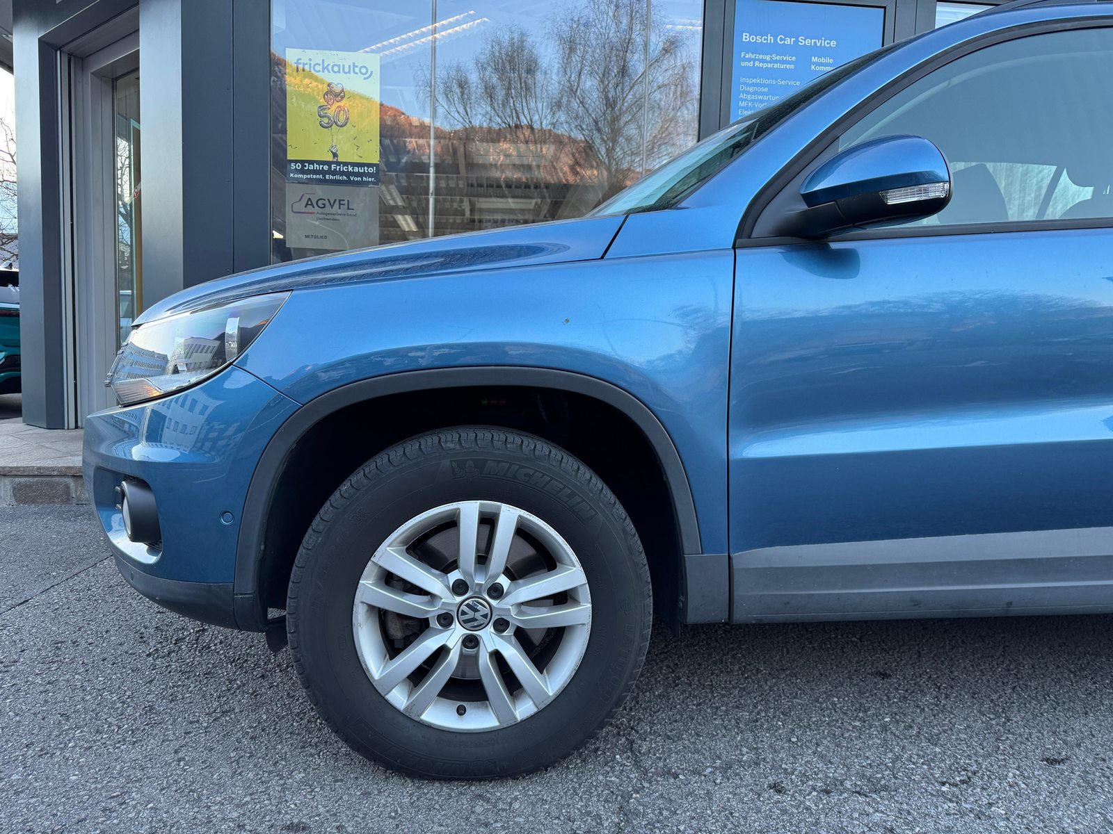 VW Tiguan 2.0 TSI 180 Track & Field DSG, Essence, Occasion / Utilisé, Automatique - 4