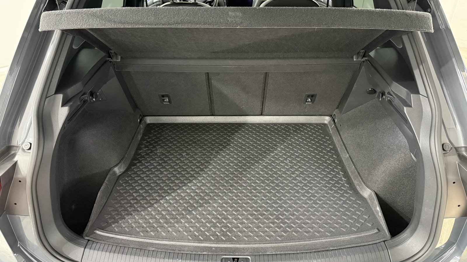 VW Tiguan 2.0 TSI R DSG, Benzina, Occasioni / Usate, Automatico - 7