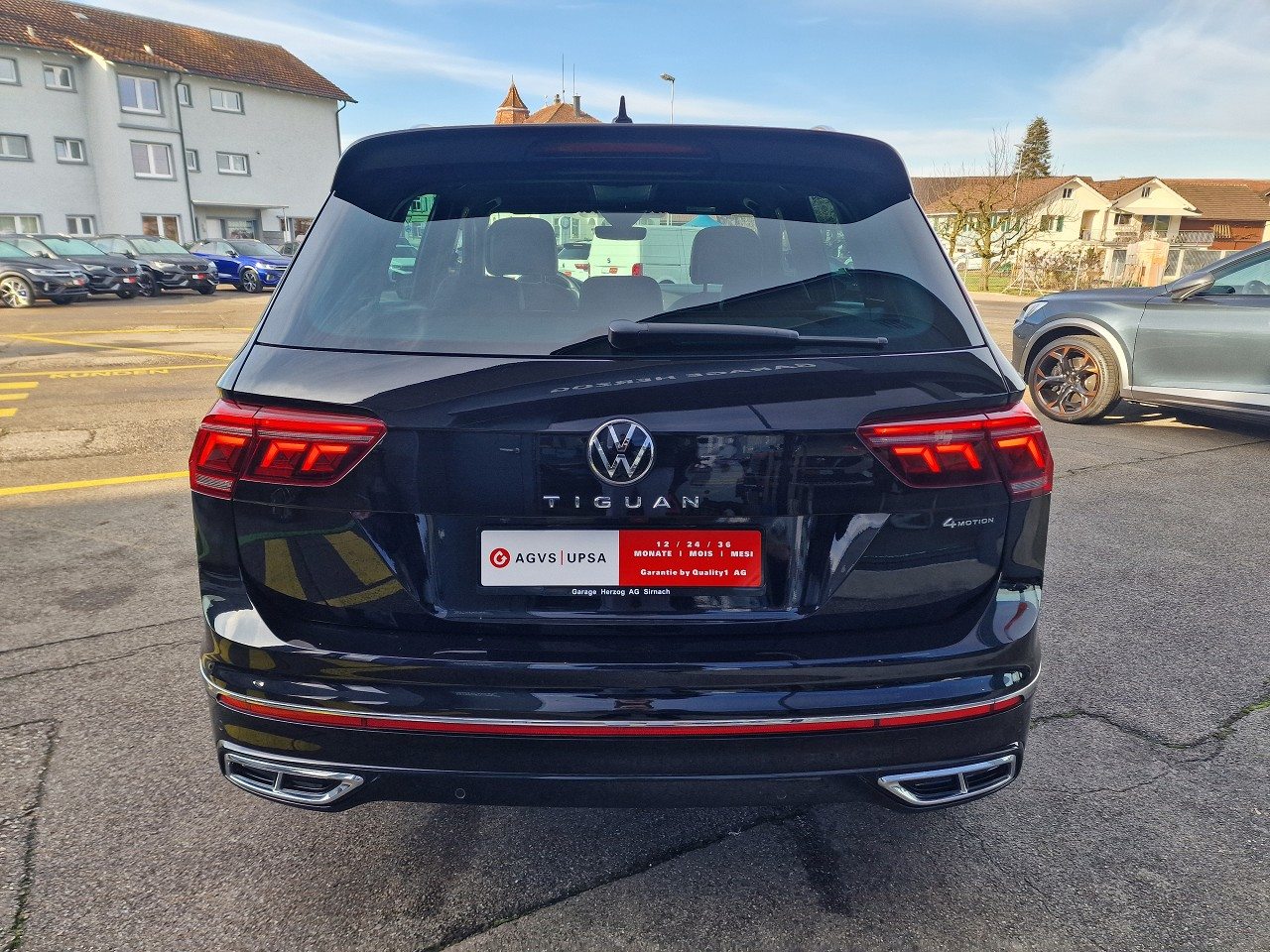 VW Tiguan R-Line, Benzin, Occasion / Gebraucht, Automatik - 5