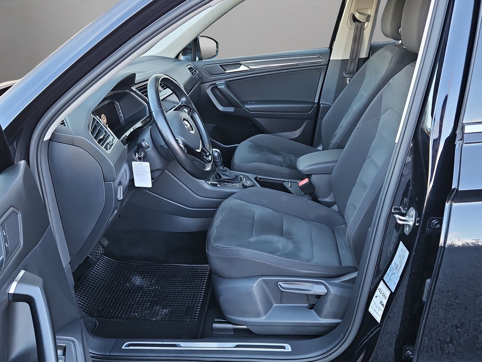 VW Tiguan Allspace 2.0 TDI SCR Elegance 4Motion DSG, Diesel, Second hand / Used, Automatic - 6