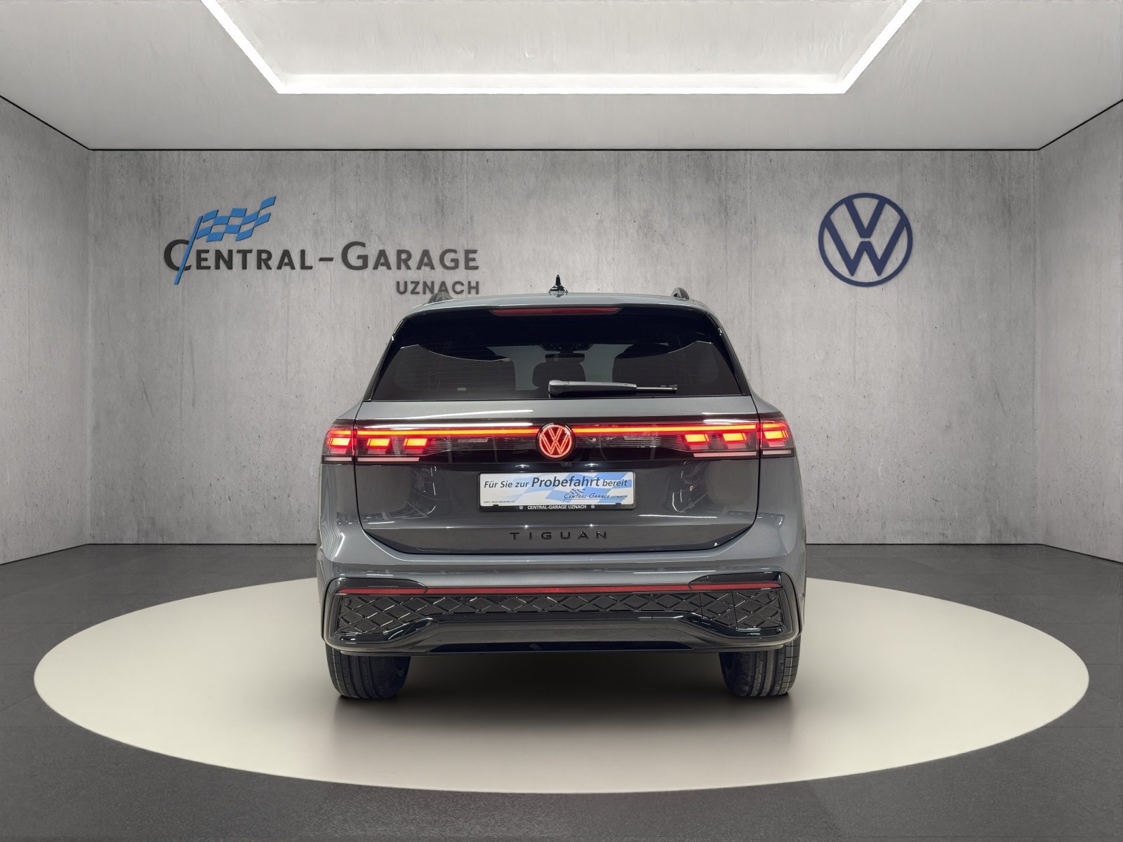 VW Tiguan R-Line UNITED, Petrol, Second hand / Used, Automatic - 5