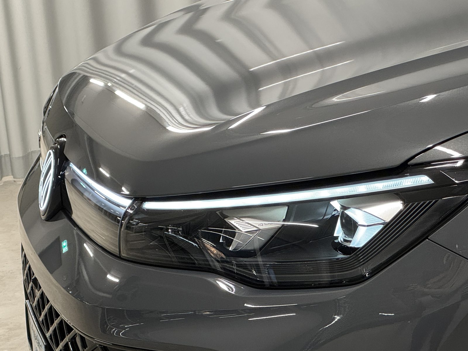 VW Tiguan R-Line UNITED, Petrol, Second hand / Used, Automatic - 7