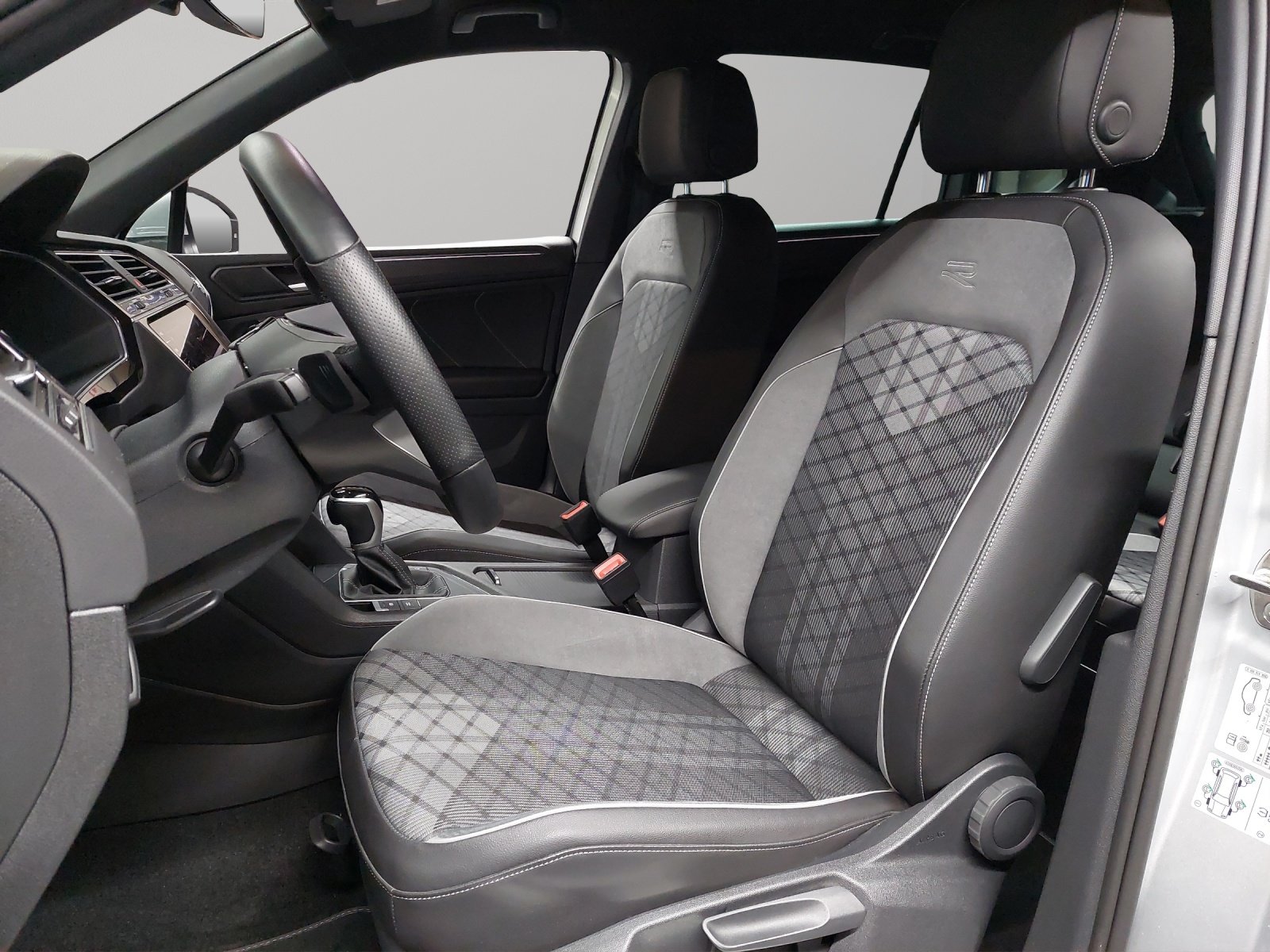 VW Tiguan 1.5TSI Evo R-Line DSG, Essence, Occasion / Utilisé, Automatique - 6