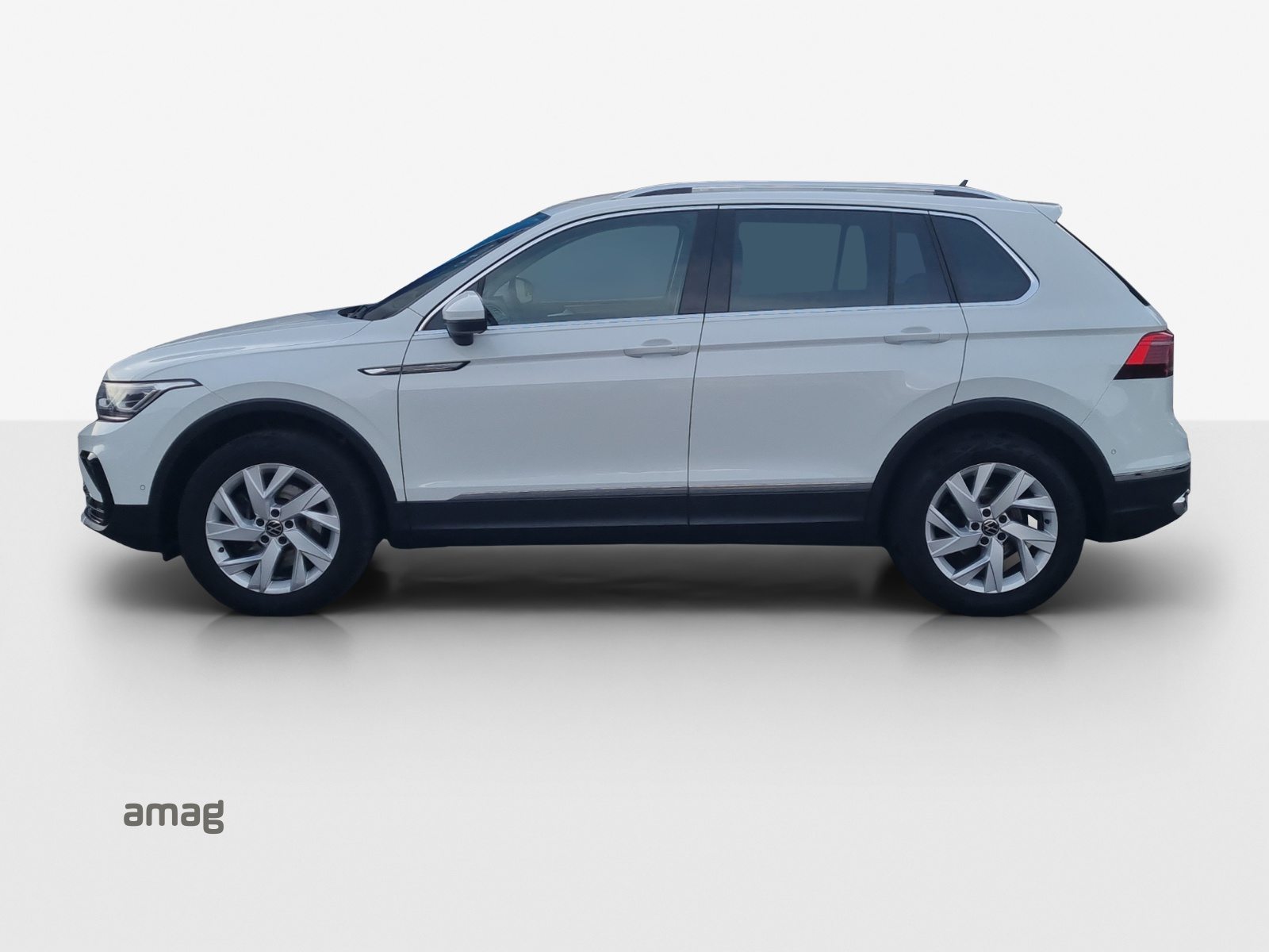 VW Tiguan Elegance, Diesel, Occasion / Gebraucht, Automatik - 2