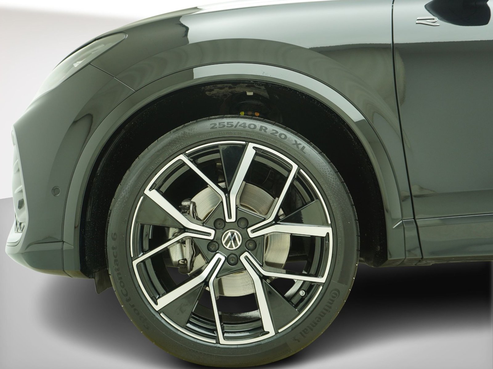 VW Tiguan 2.0 TSI DSG R-Line 4Motion, Benzina, Occasioni / Usate, Automatico - 7