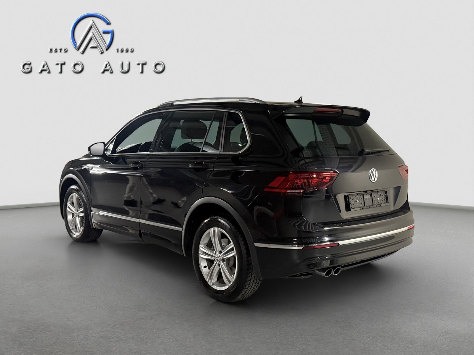 VW Tiguan 2.0TSI Highline 4Motion DSG, Petrol, Second hand / Used, Automatic - 4