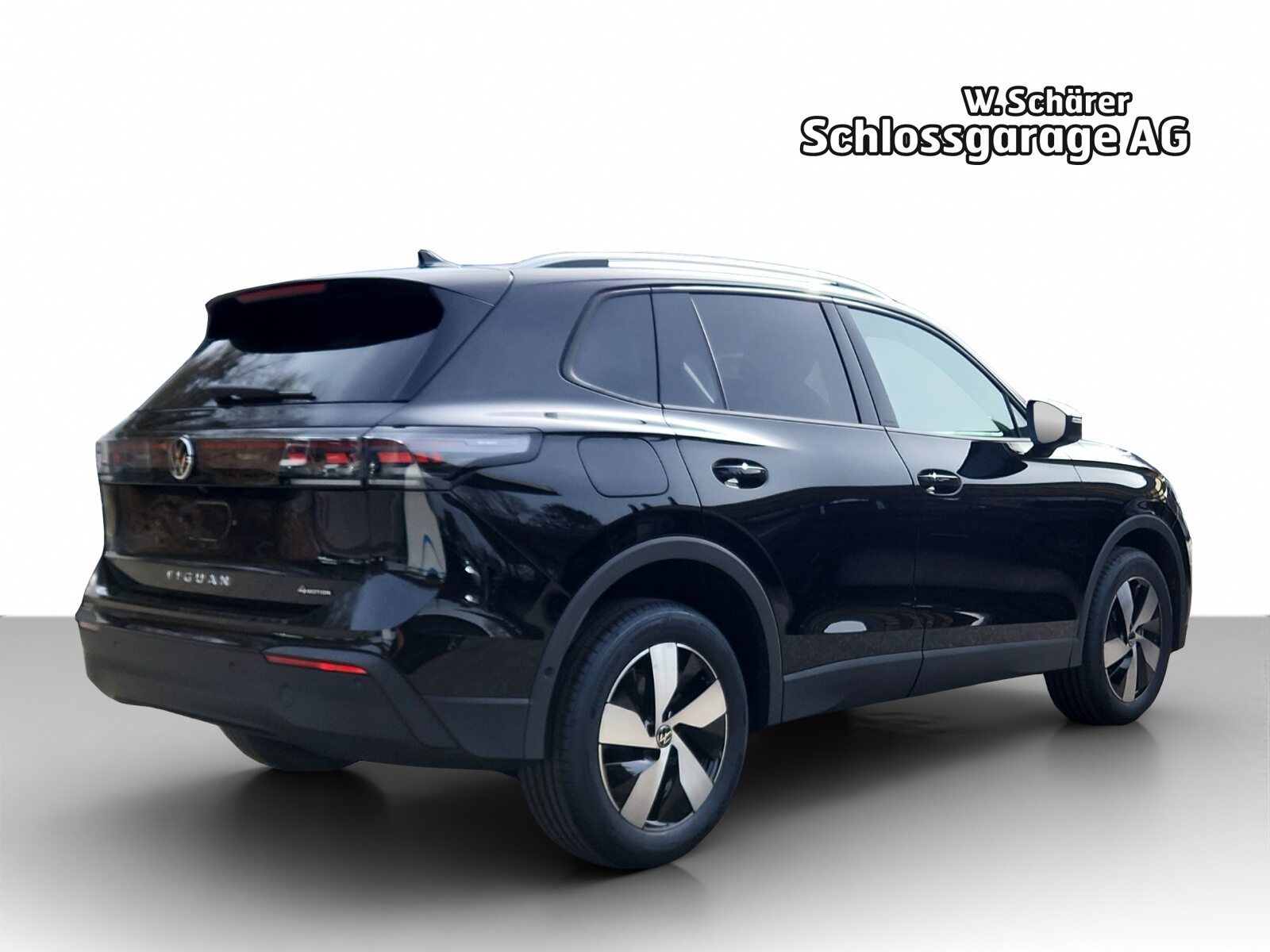 VW Tiguan UNITED, Benzin, Occasion / Gebraucht, Automatik - 6