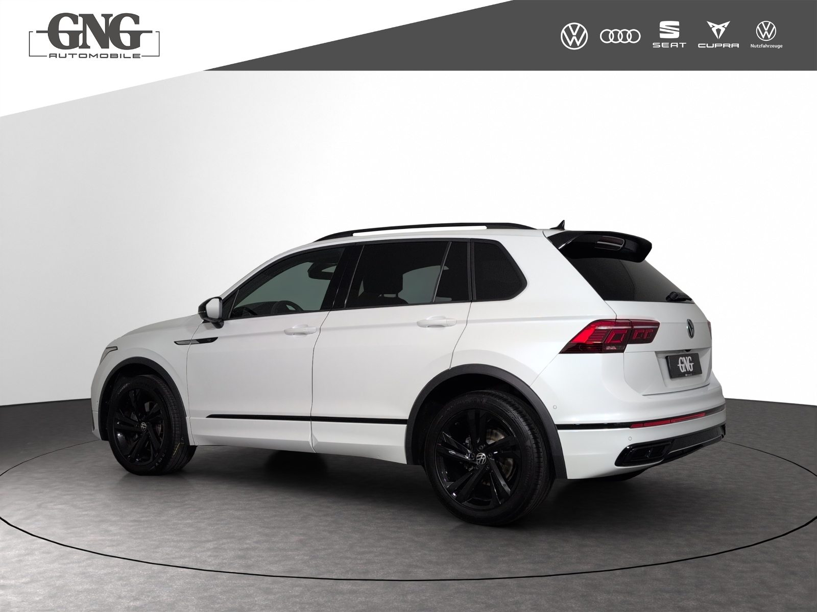 VW Tiguan R-Line, Benzina, Occasioni / Usate, Automatico - 2