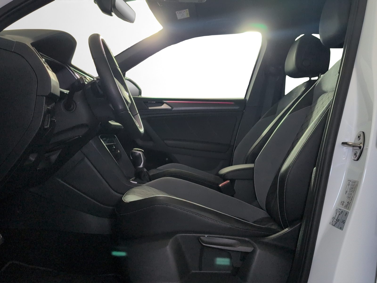 VW Tiguan R-Line, Benzina, Occasioni / Usate, Automatico - 7