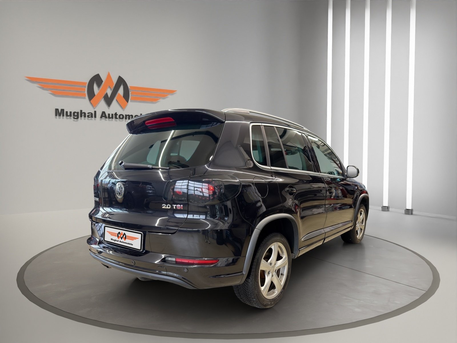 VW Tiguan 2.0 TSI SportStyle Tiptronic, Benzin, Occasion / Gebraucht, Automatik - 5