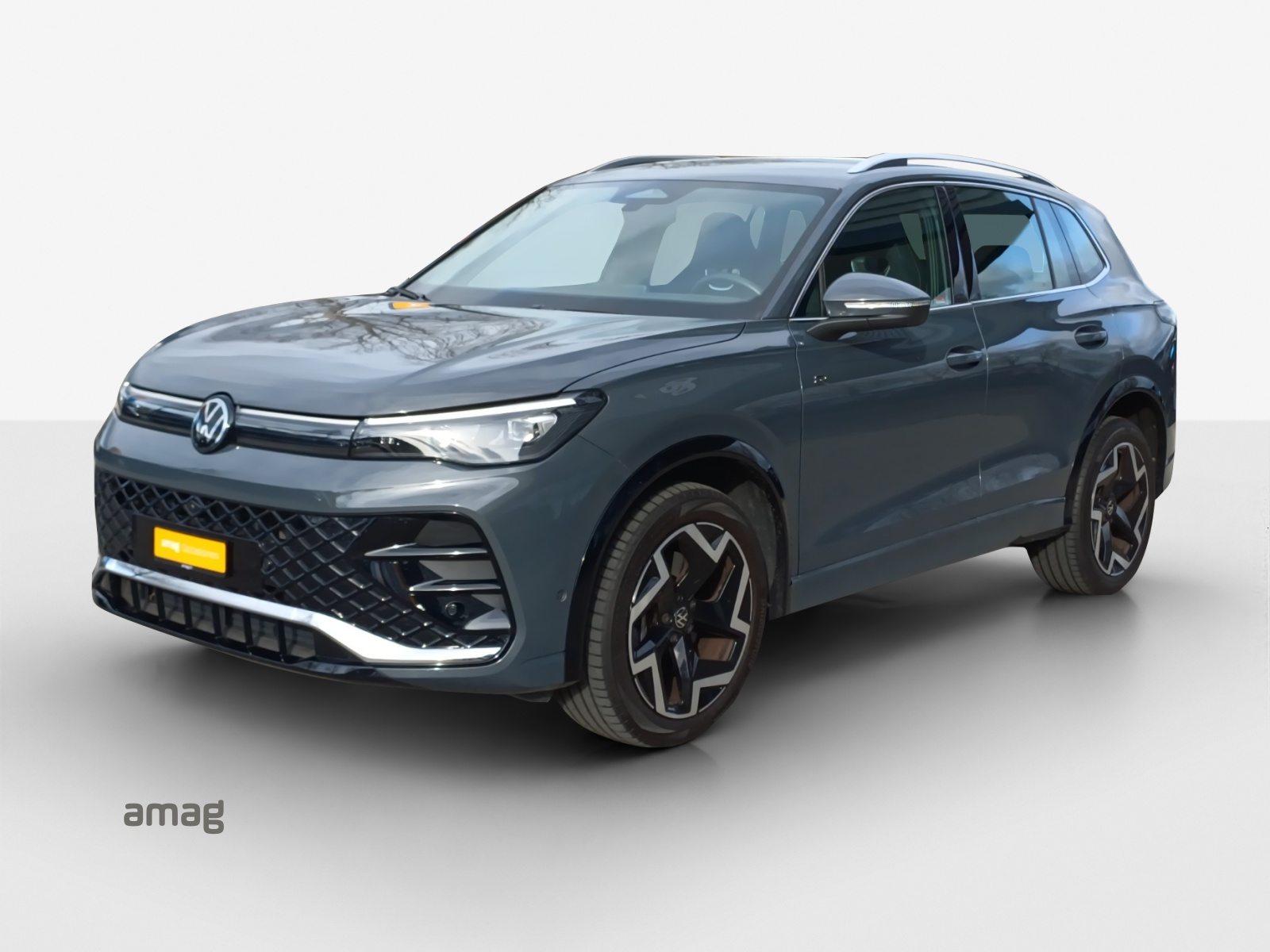 VW Tiguan R-Line