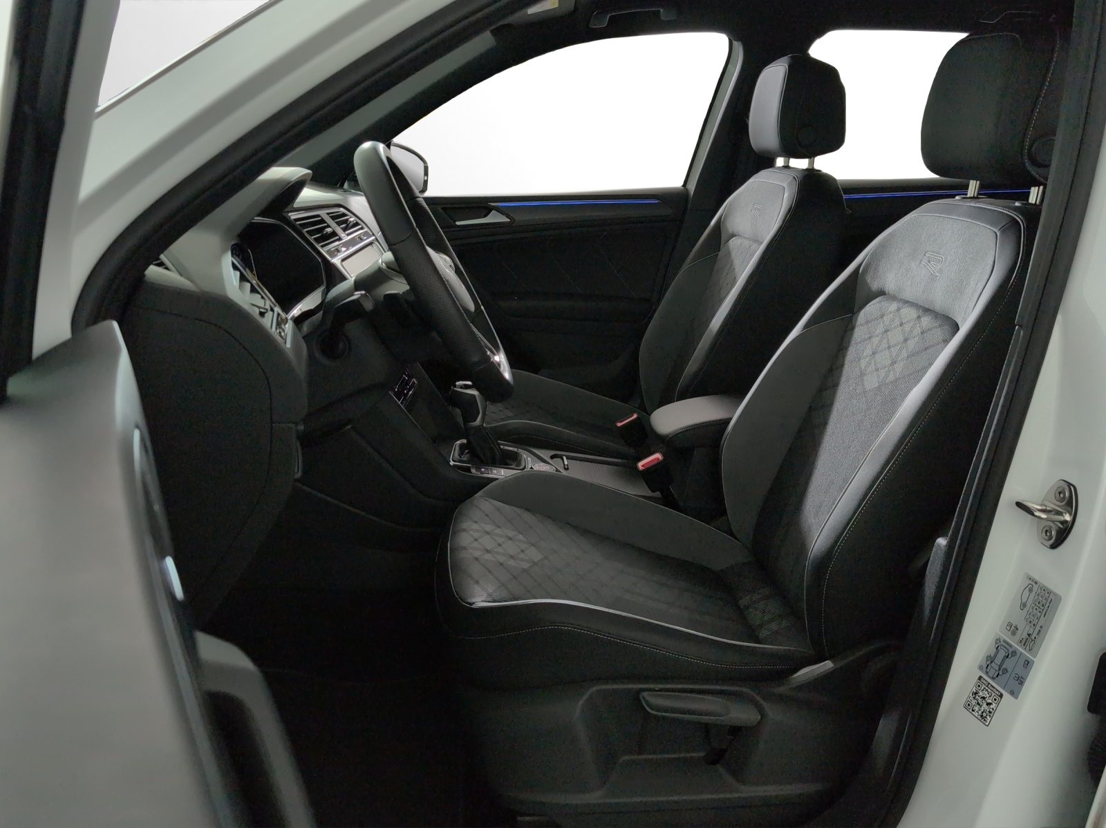 VW Tiguan R-Line, Essence, Occasion / Utilisé, Automatique - 7