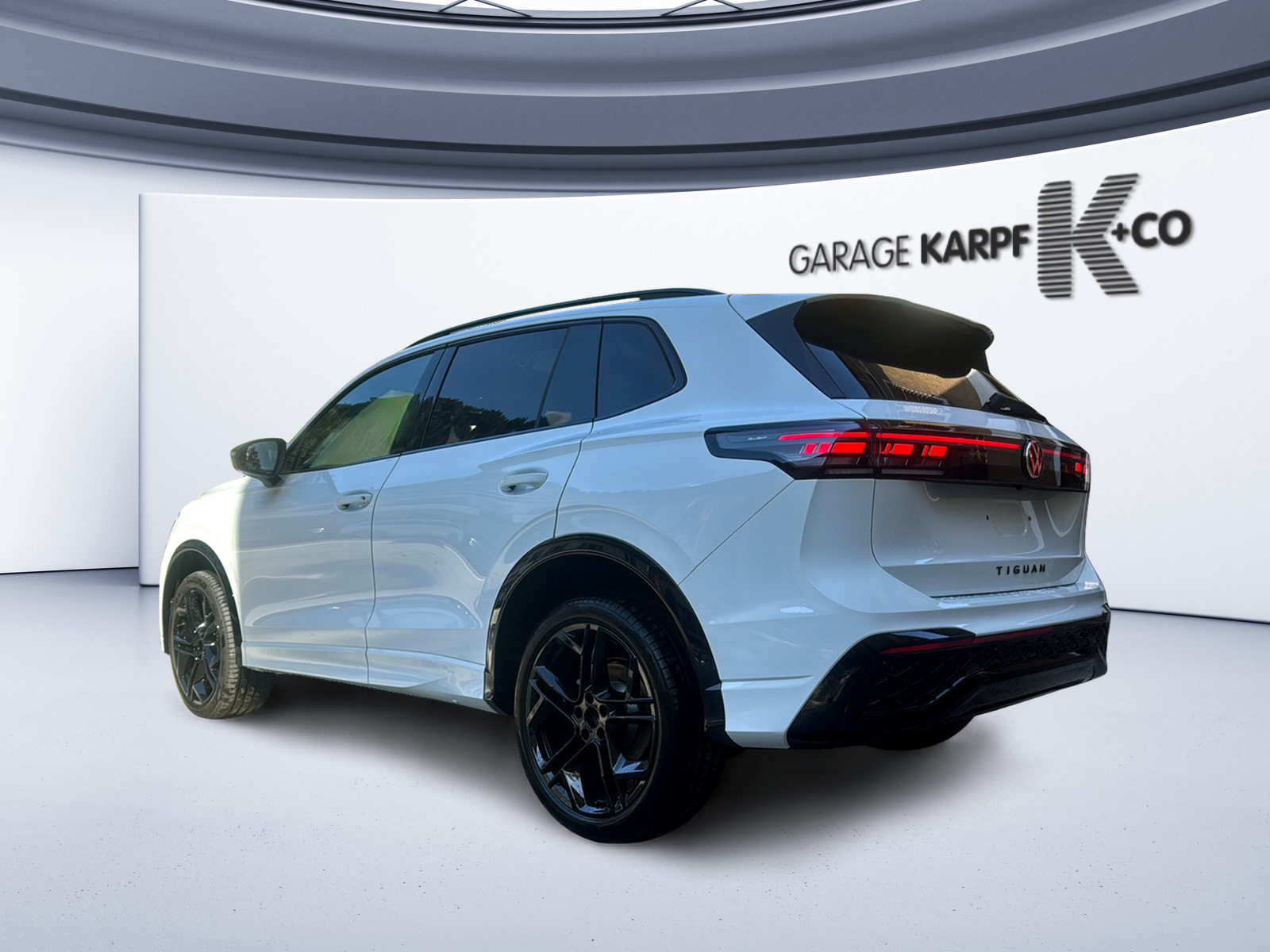 VW Tiguan R-Line UNITED, Diesel, Occasion / Utilisé, Automatique - 3