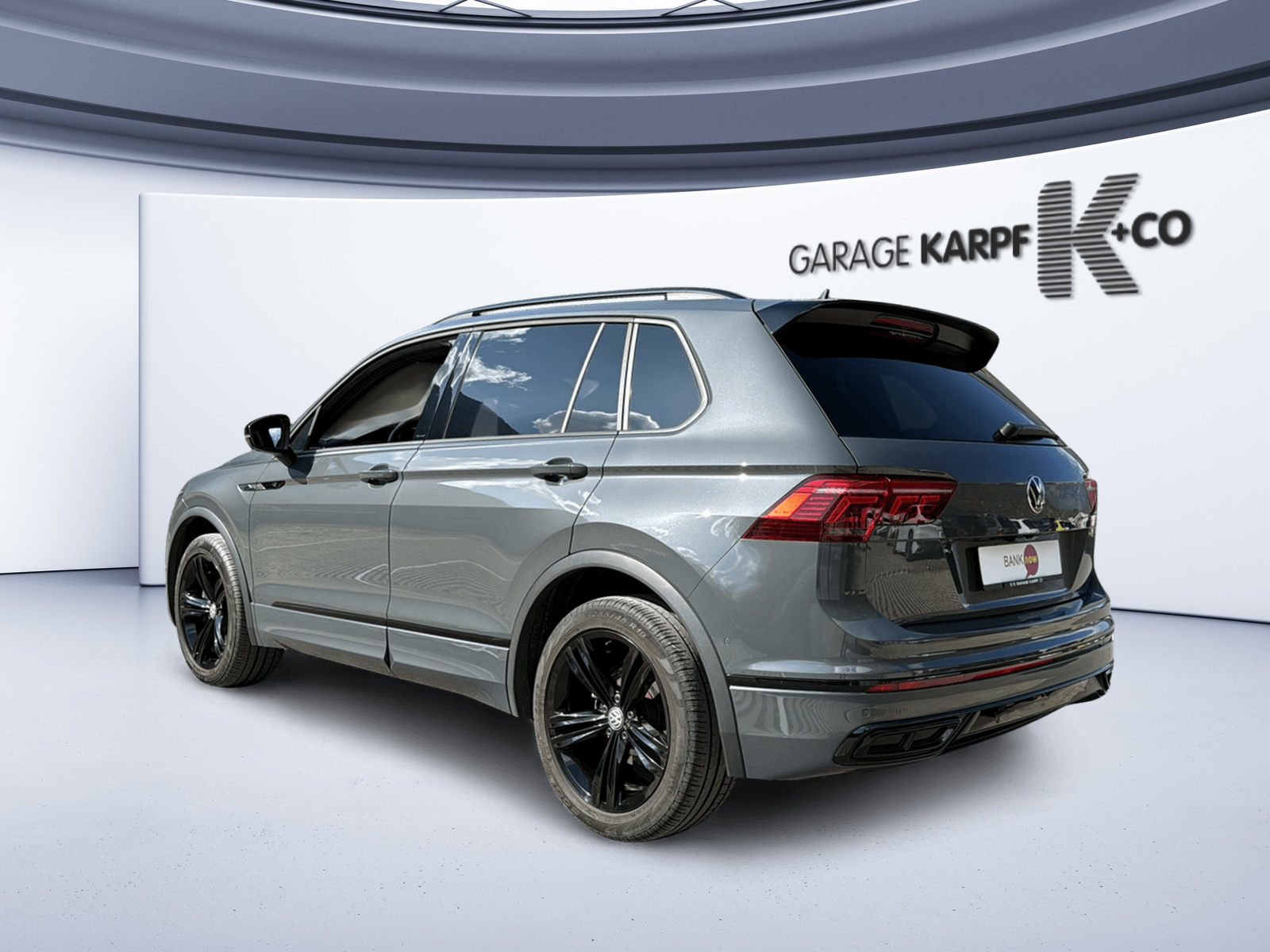 VW Tiguan R-Line SELECTION, Diesel, Second hand / Used, Automatic - 3