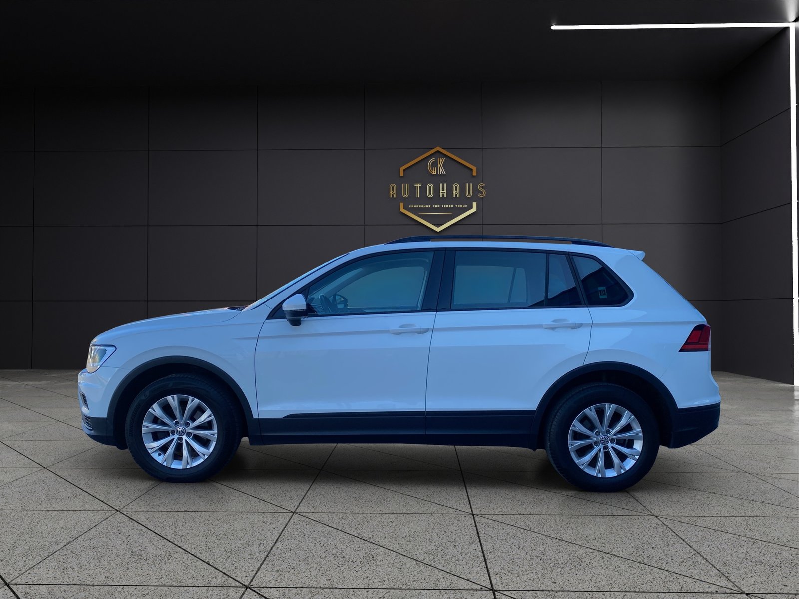 VW Tiguan 2.0 TDI SCR Comfortline 4Motion DSG, Diesel, Occasioni / Usate, Automatico - 2