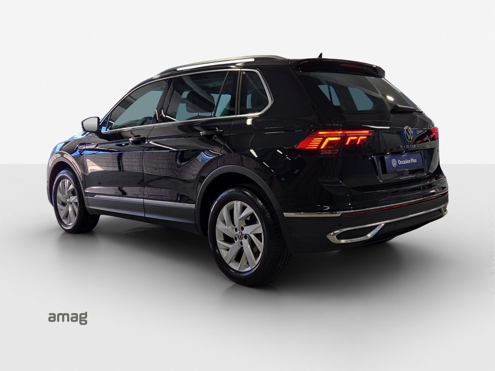 VW Tiguan Elegance, Diesel, Occasion / Gebraucht, Automatik - 3