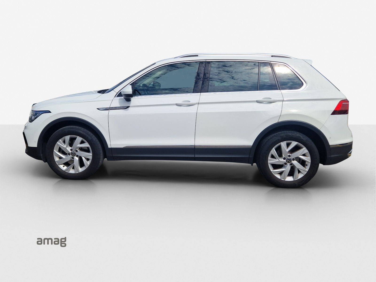 VW Tiguan Elegance, Diesel, Occasion / Gebraucht, Automatik - 2