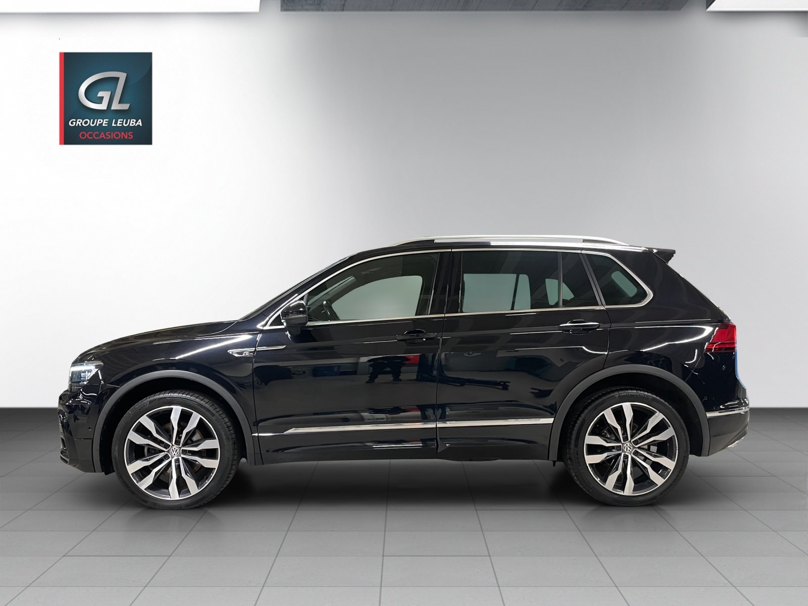 VW Tiguan 2.0TSI High 4M, Benzin, Occasion / Gebraucht, Automatik - 3