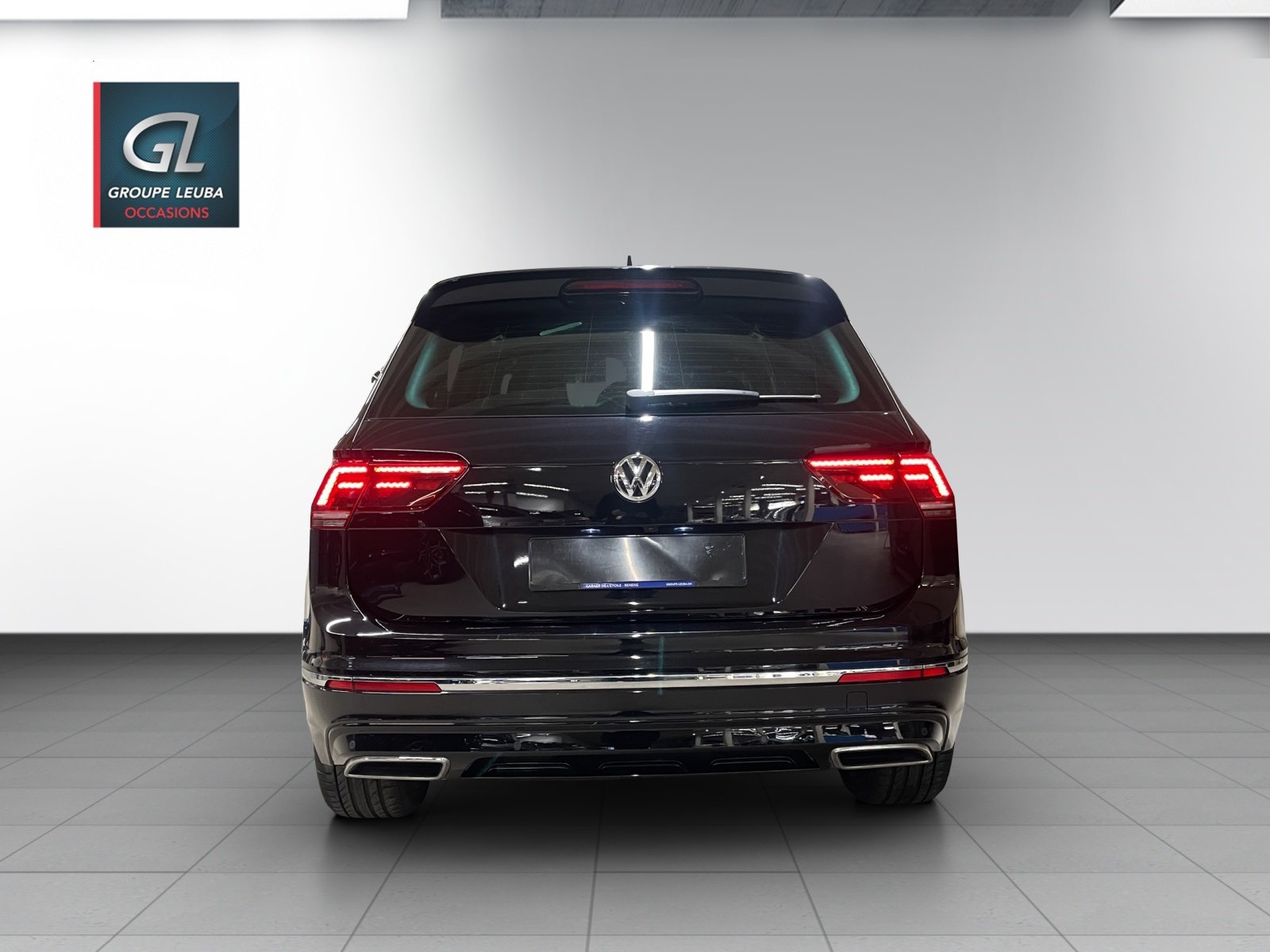 VW Tiguan 2.0TSI High 4M, Benzin, Occasion / Gebraucht, Automatik - 6
