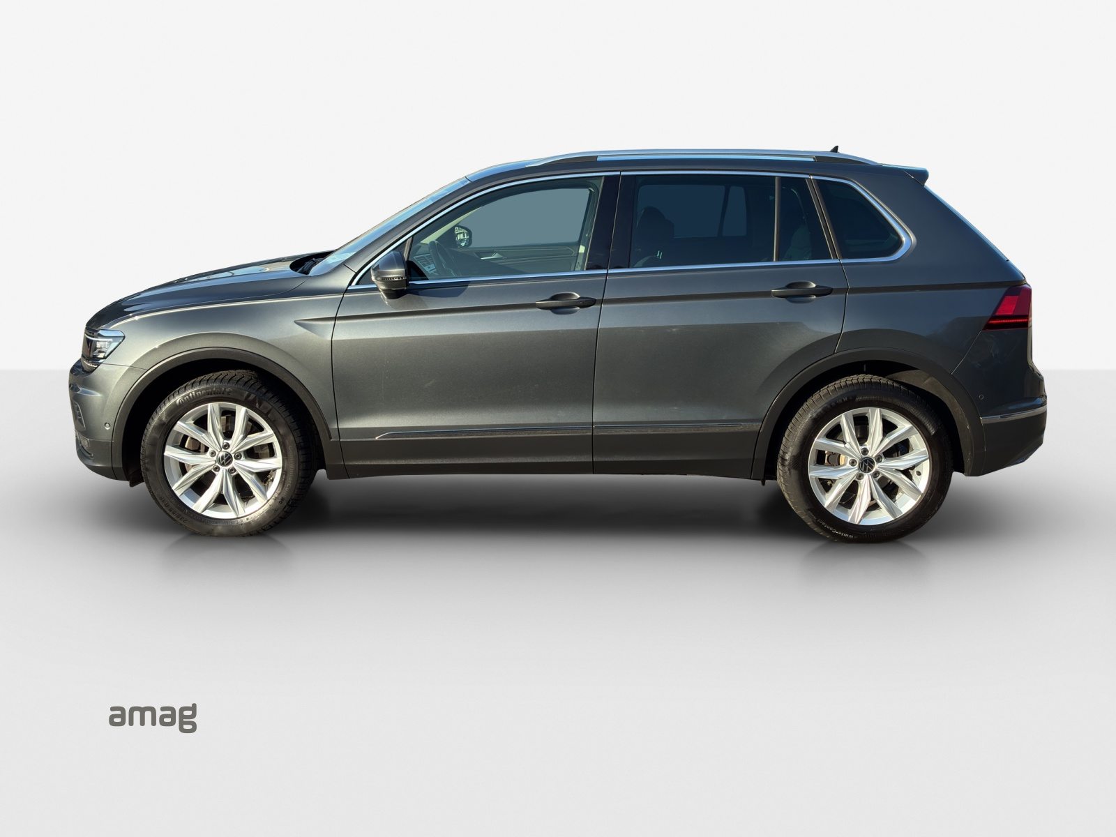 VW Tiguan Highline, Petrol, Second hand / Used, Automatic - 2