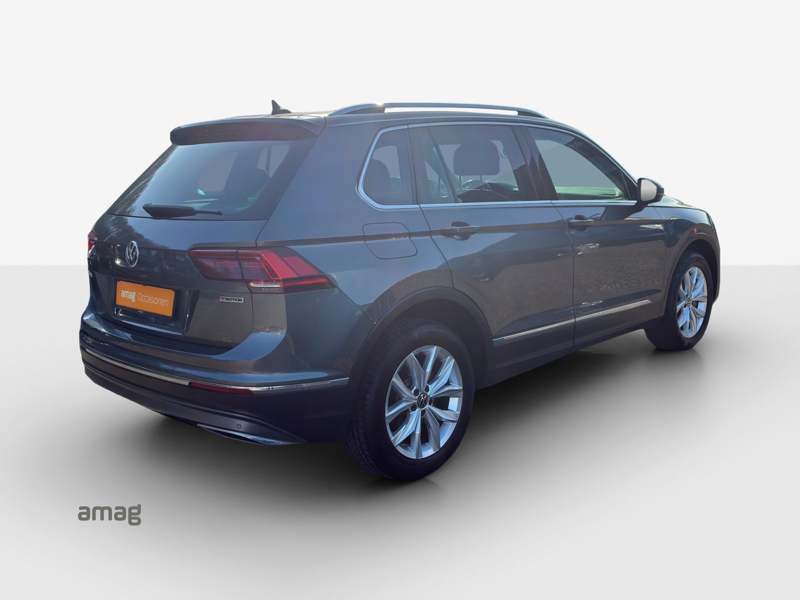 VW Tiguan Highline, Petrol, Second hand / Used, Automatic - 5