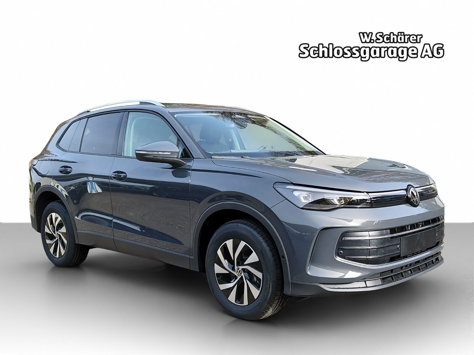VW Tiguan UNITED, Benzin, Occasion / Gebraucht, Automatik - 7