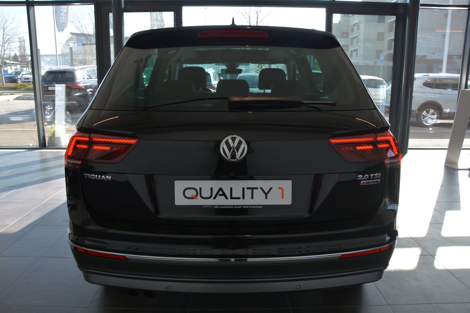 VW Tiguan 2.0TSI Highline 4Motion DSG, Essence, Occasion / Utilisé, Automatique - 5