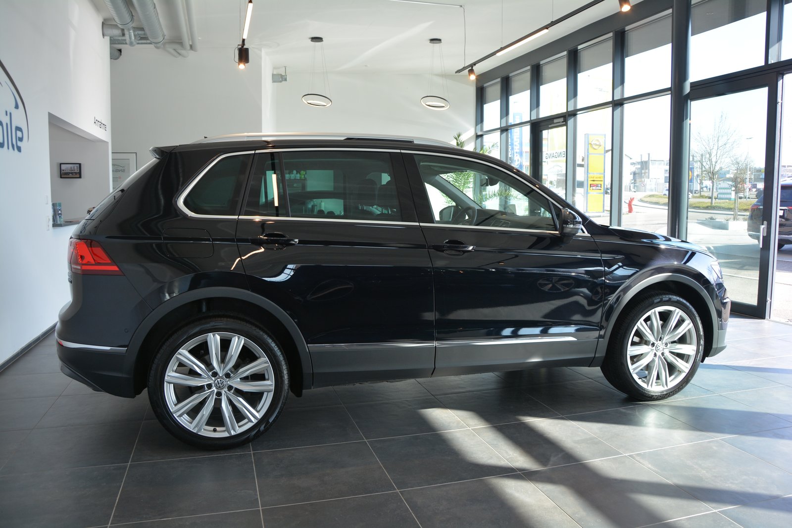 VW Tiguan 2.0TSI Highline 4Motion DSG, Essence, Occasion / Utilisé, Automatique - 6