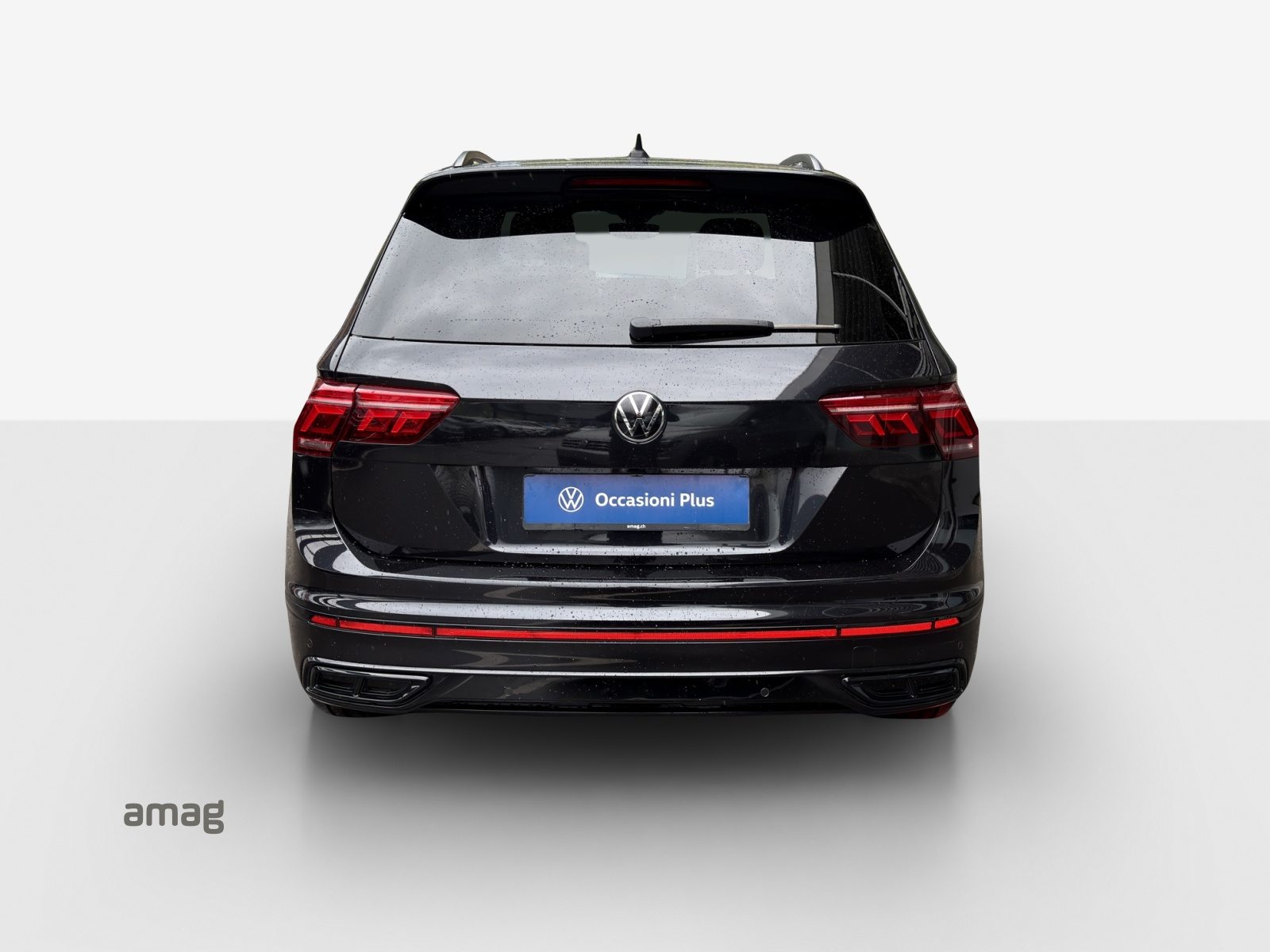 VW Tiguan R-Line, Petrol, Second hand / Used, Automatic - 4