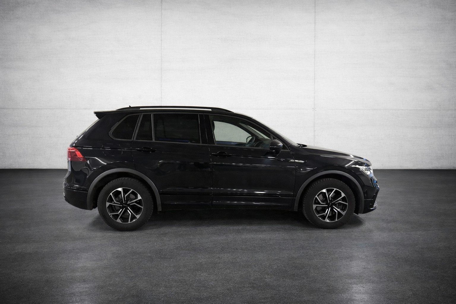 VW Tiguan 2.0 TDI SCR R-Line 4Motion DSG, Diesel, Occasion / Utilisé, Automatique - 2
