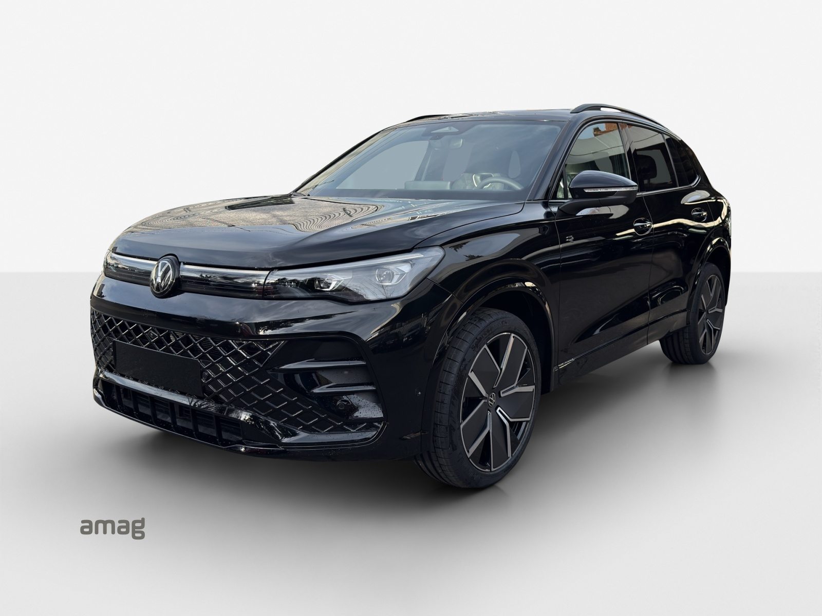 VW Tiguan R-Line