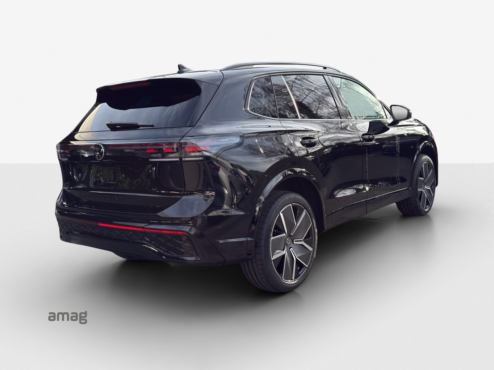 VW Tiguan R-Line, Benzin, Occasion / Gebraucht, Automatik - 5