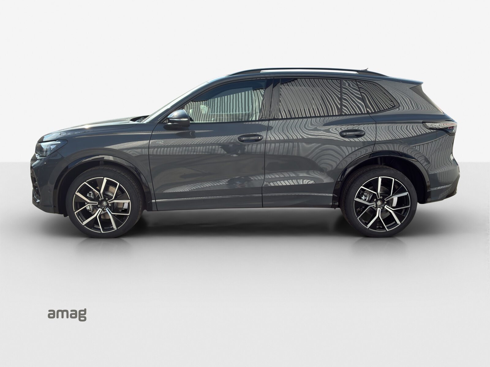 VW Tiguan R-Line, Benzin, Occasion / Gebraucht, Automatik - 2