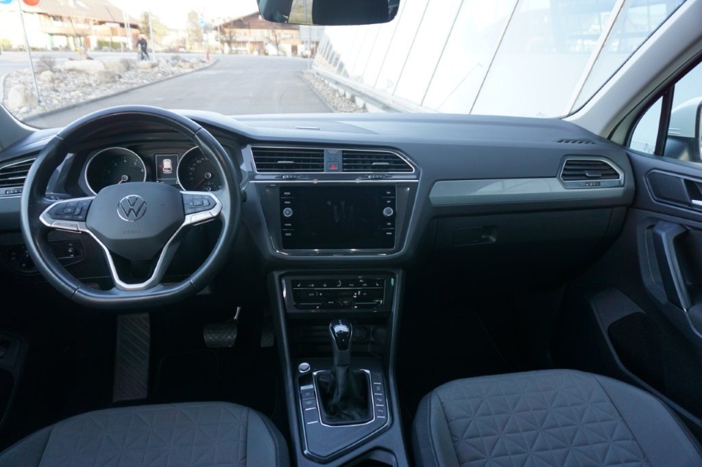 VW Tiguan 1.5 TSI Life DSG 2WD, Benzin, Occasion / Gebraucht, Automatik - 7