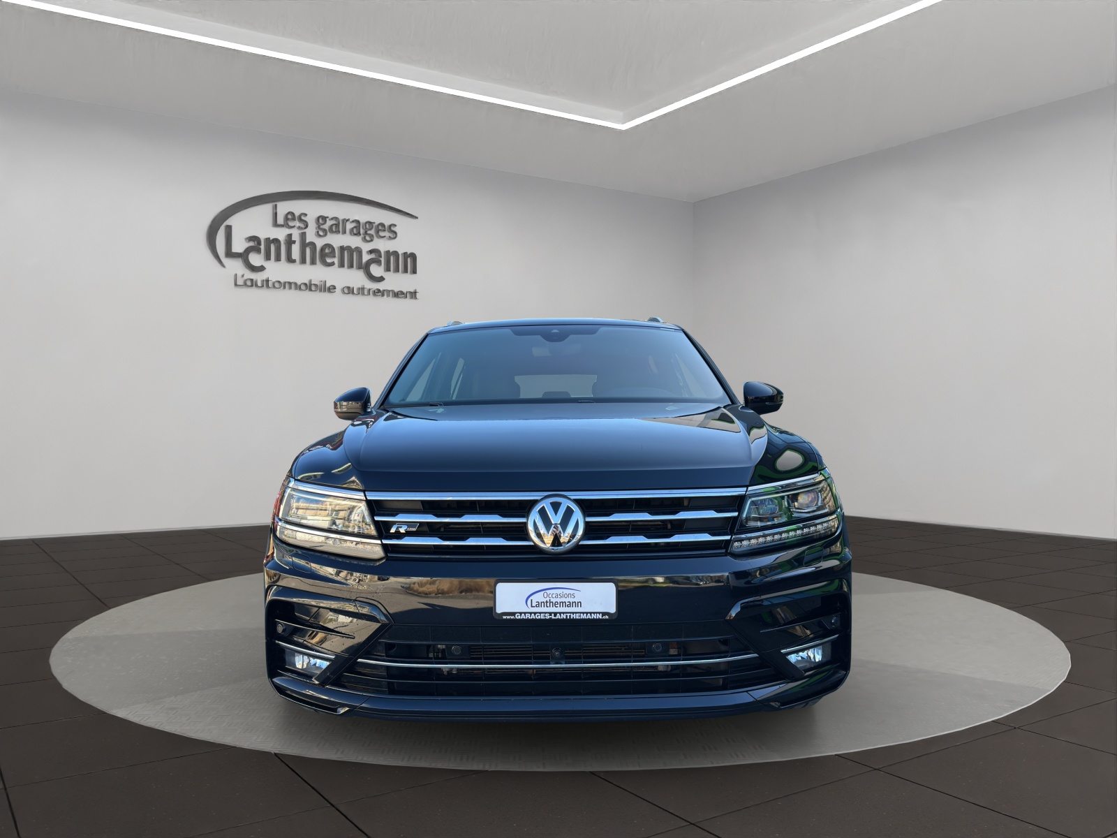 VW Tiguan Allspace Highline, Diesel, Second hand / Used, Automatic - 6