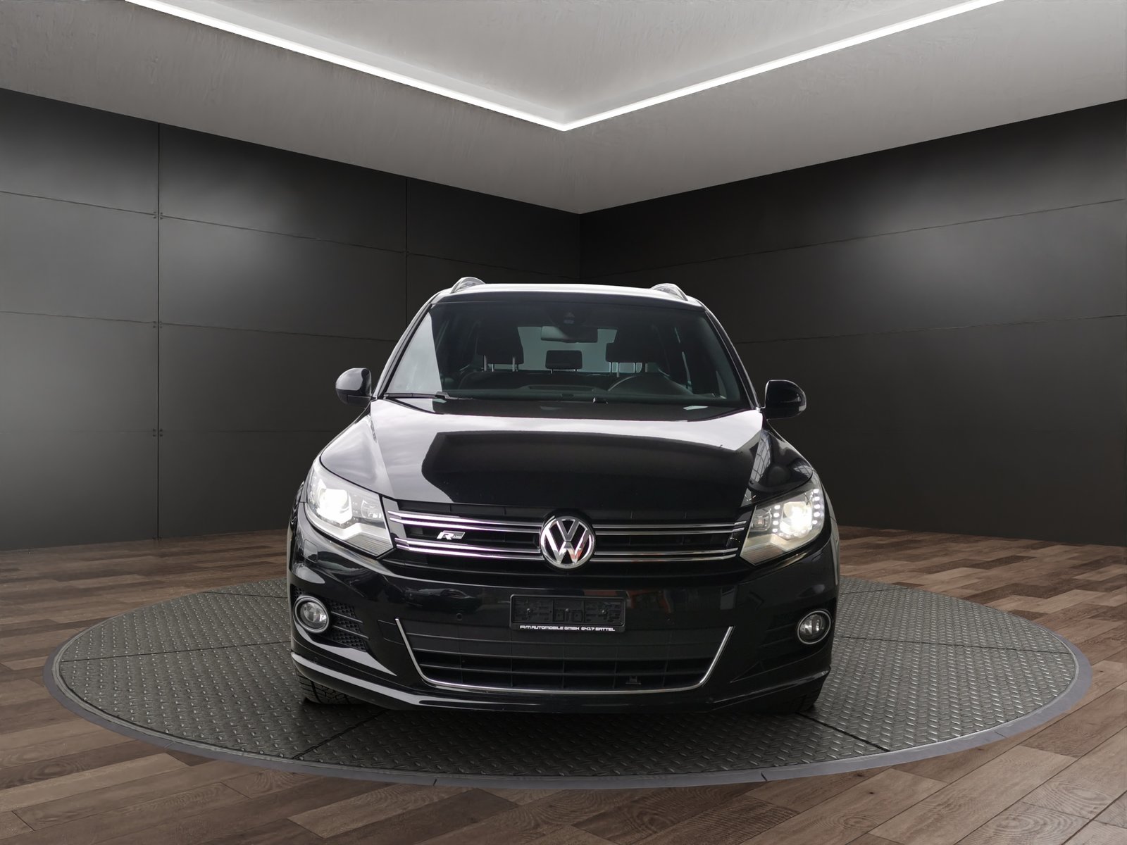 VW Tiguan 2.0 TDI BlueMotion R-Line 4Motion DSG, Diesel, Occasion / Utilisé, Automatique - 3